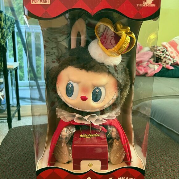 Let's Checkmate KING Vinyl Plush - The Monsters Labubu POP MART - Picture 1 of 8